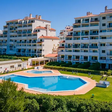 2bdr Duplex W Ac & Pool In By Lovelystay